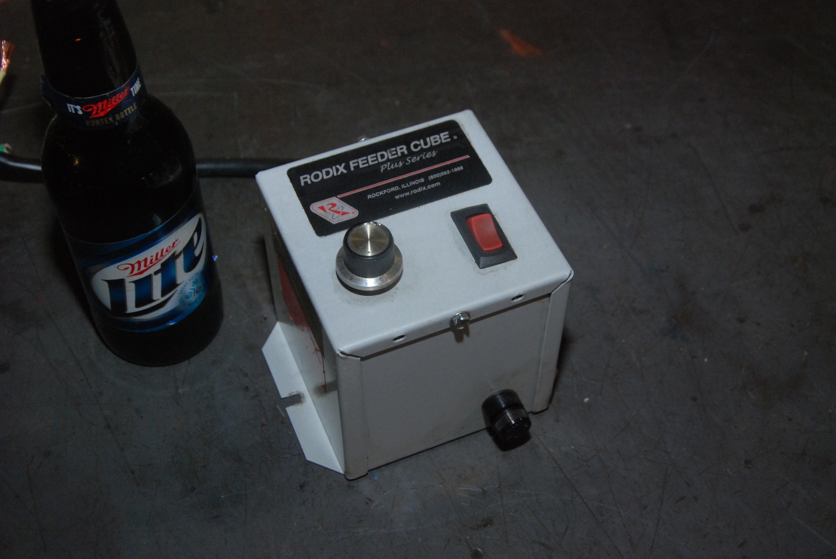 Rodix FC40 Plus Feeder Cube;P/N 121880;120VAC;50/60Hz;15amps