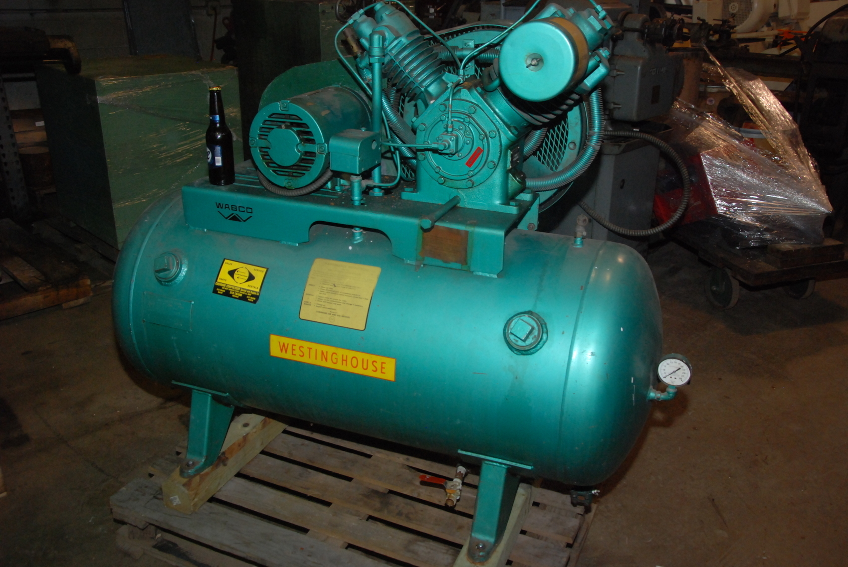 Wabco Westinghouse 2AVC Horisontal Air Compressor;3PH;80 Gallon tank