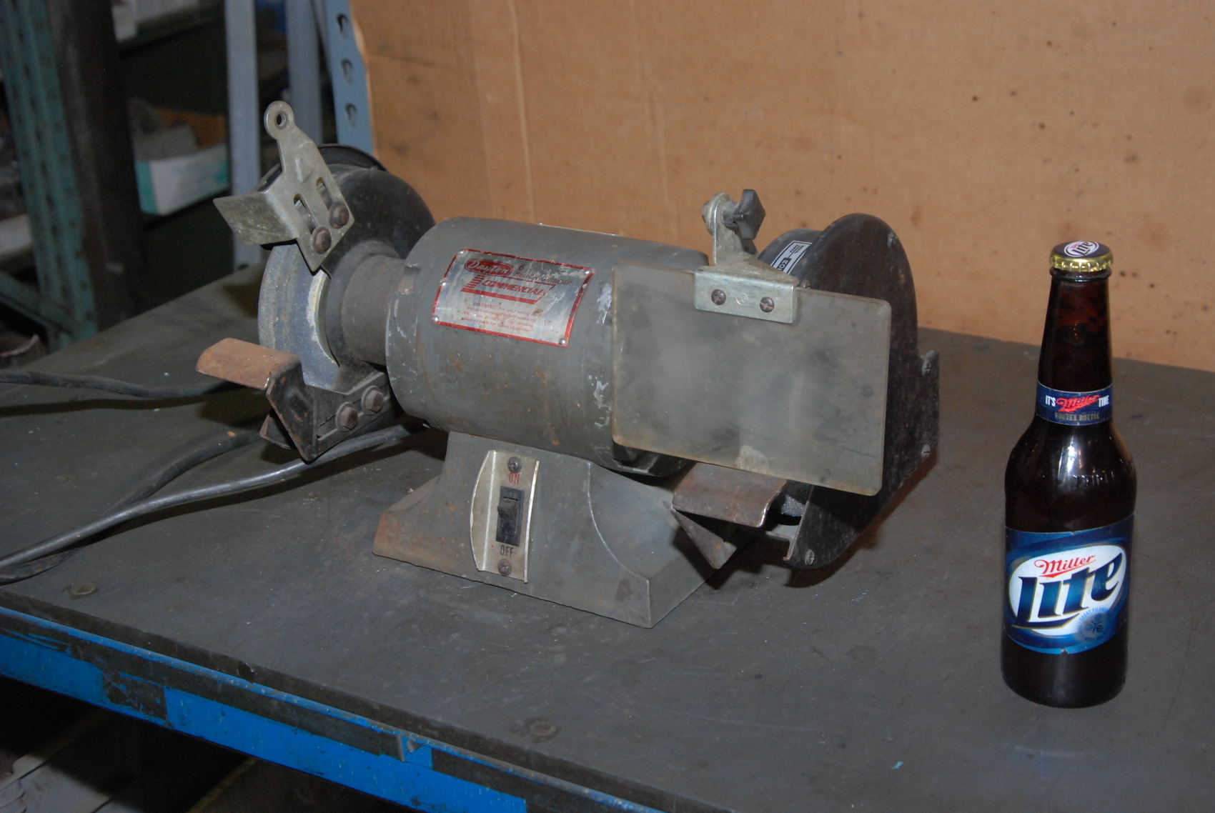 Dayton 6 inch Bench Grinder 4Z671B