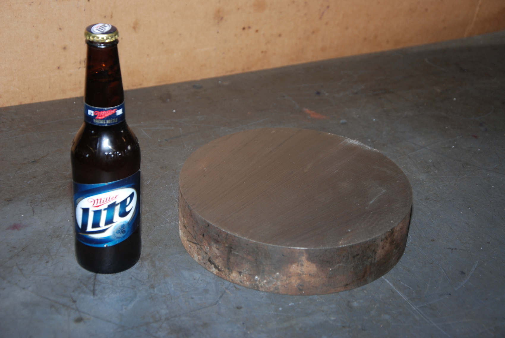 ONE steel Plate for blacksmith anvil,37,8 lbs;9"diam;2-1/4"height