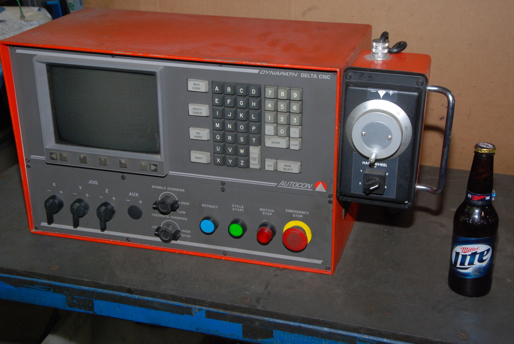 Autocon Dynapath Delta CNC Operator panel with manual Pulse Generator