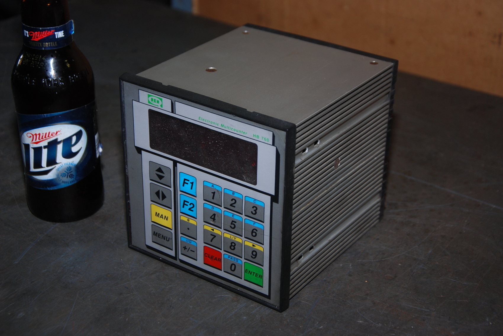 REN HB 760 Electronic Multicounter
