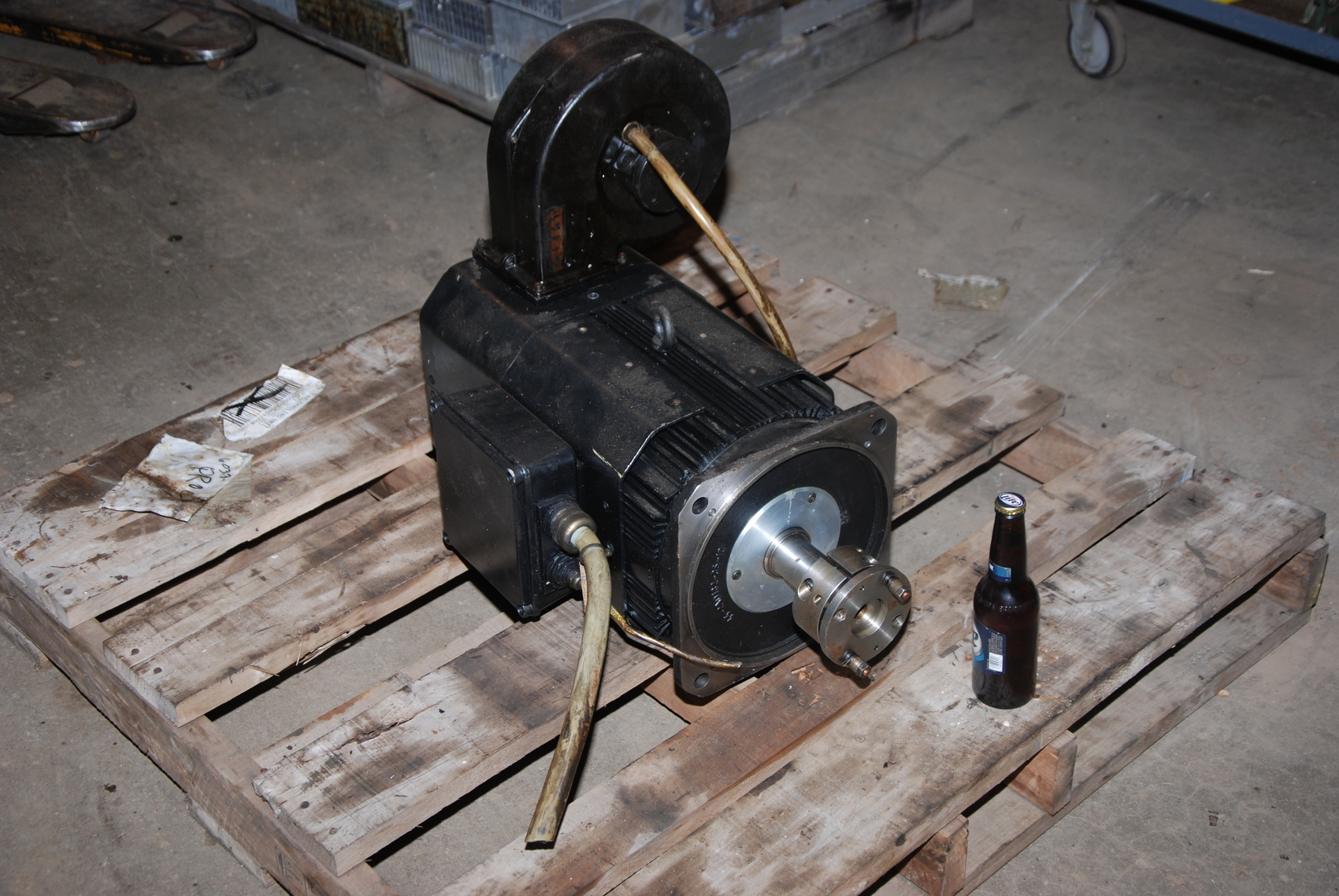 Indramat 2 AD 132B05LA3-BS03-A3N2 Asynchronous Main Drive Motor