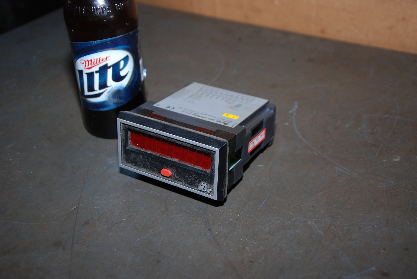 Red Lion APLT0610 Digital Counter Totalizer