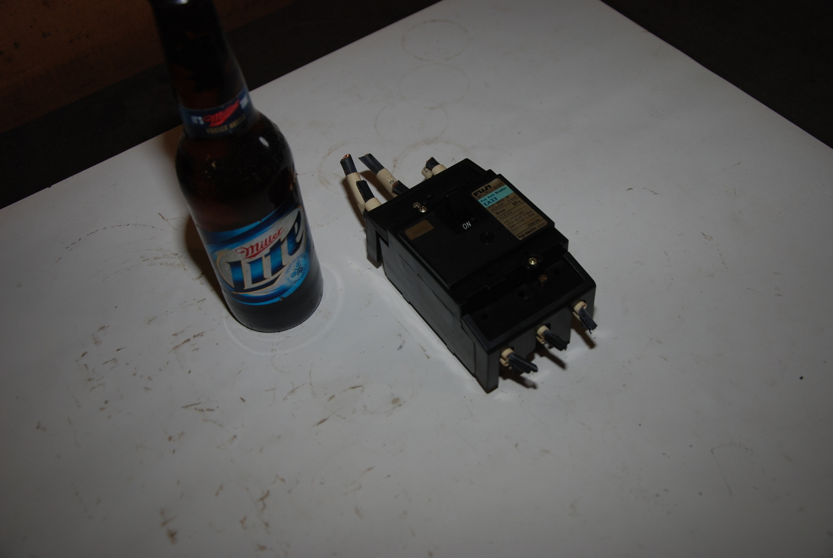 Fuji Electric EA33 Auto Breaker 3Pole 30A