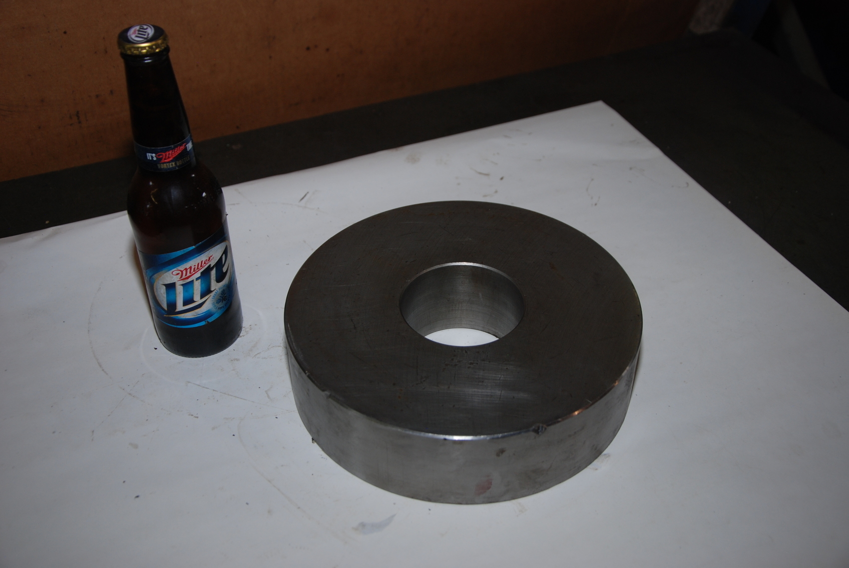 ONE Steel Round Bar for Blacksmith 39lbs;9 1/8x2 Inside Hole3 1/8x2
