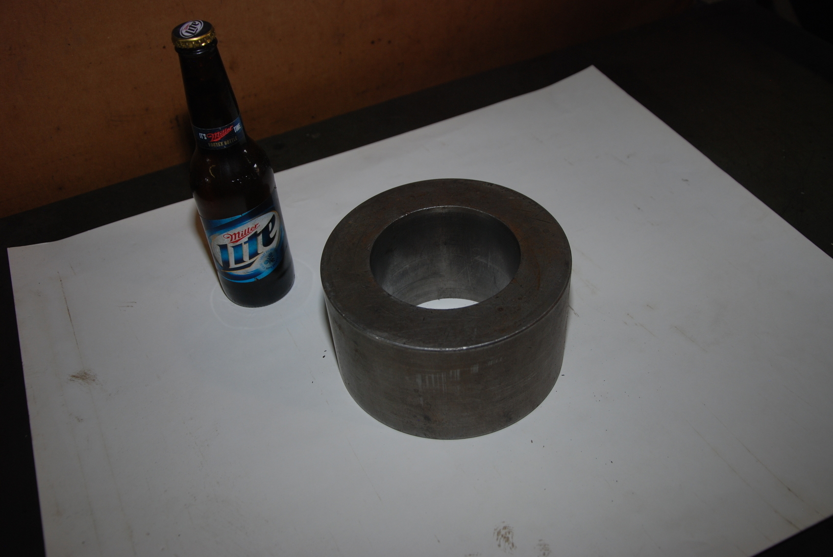ONE Steel Round Bar Blacksmith 24lbs;D 6 3/4x3 7/8 Inside Hole 4x3 7/8