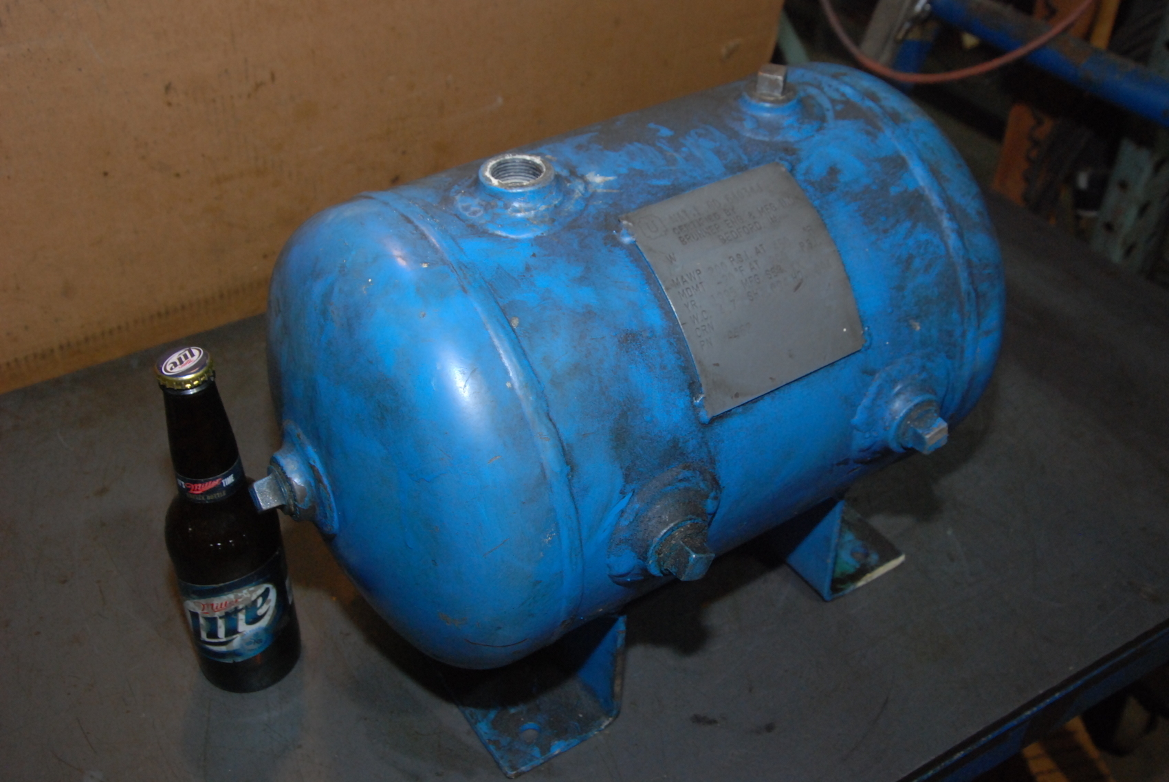 Very nice Brunner compressed air accumulator tank 200 PSI 5 gal?