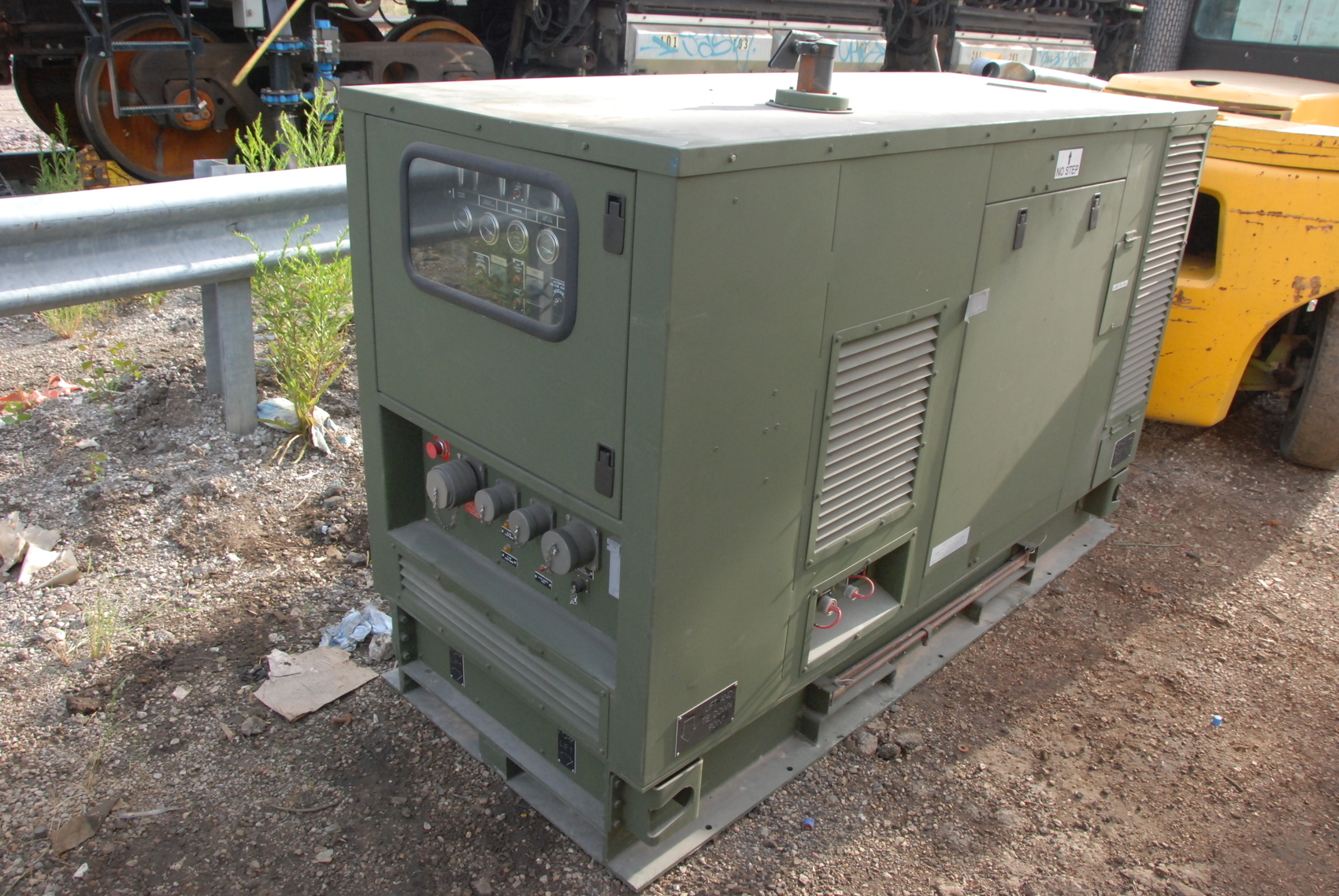 Military generator 120/208v 3 phase with John Deere 3029TF270 diesel
