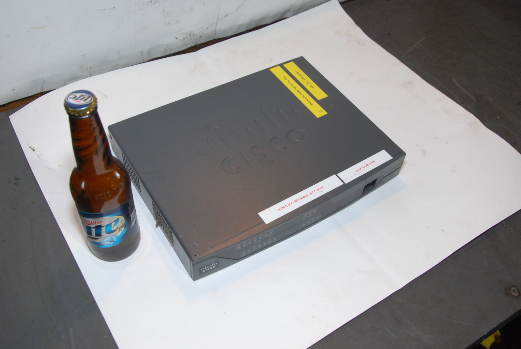 CISCO 890 ROUTER WITHOUT POWER SUPPLY