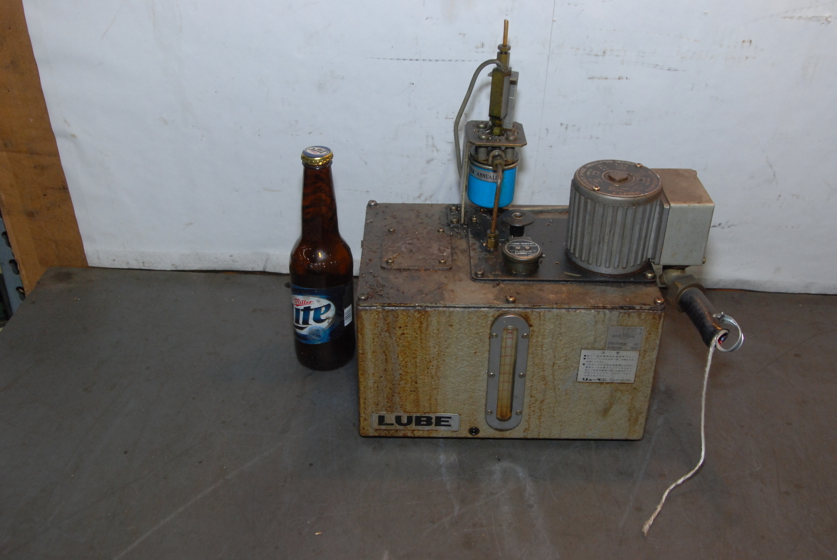 Lube Corp Automatic Lubricator,MMX,110V,7 Min Interval