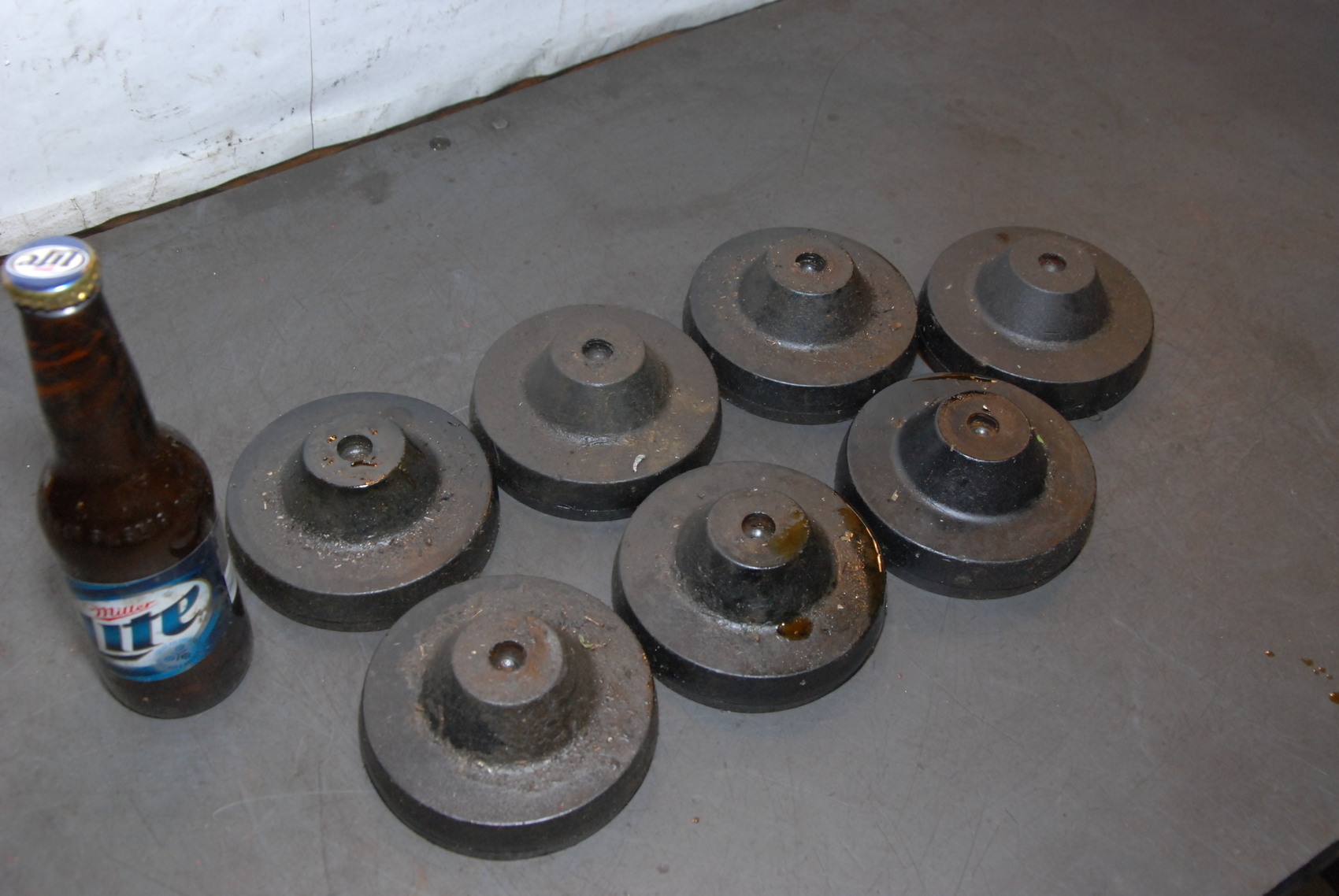 Lot of 7 rubber foot machine base 5"