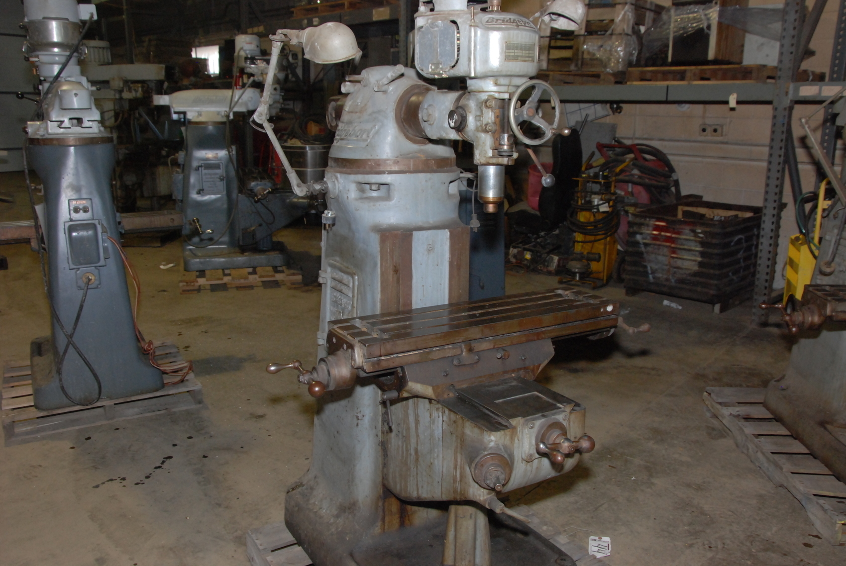 Bridgeport vertical milling machine,model 4942