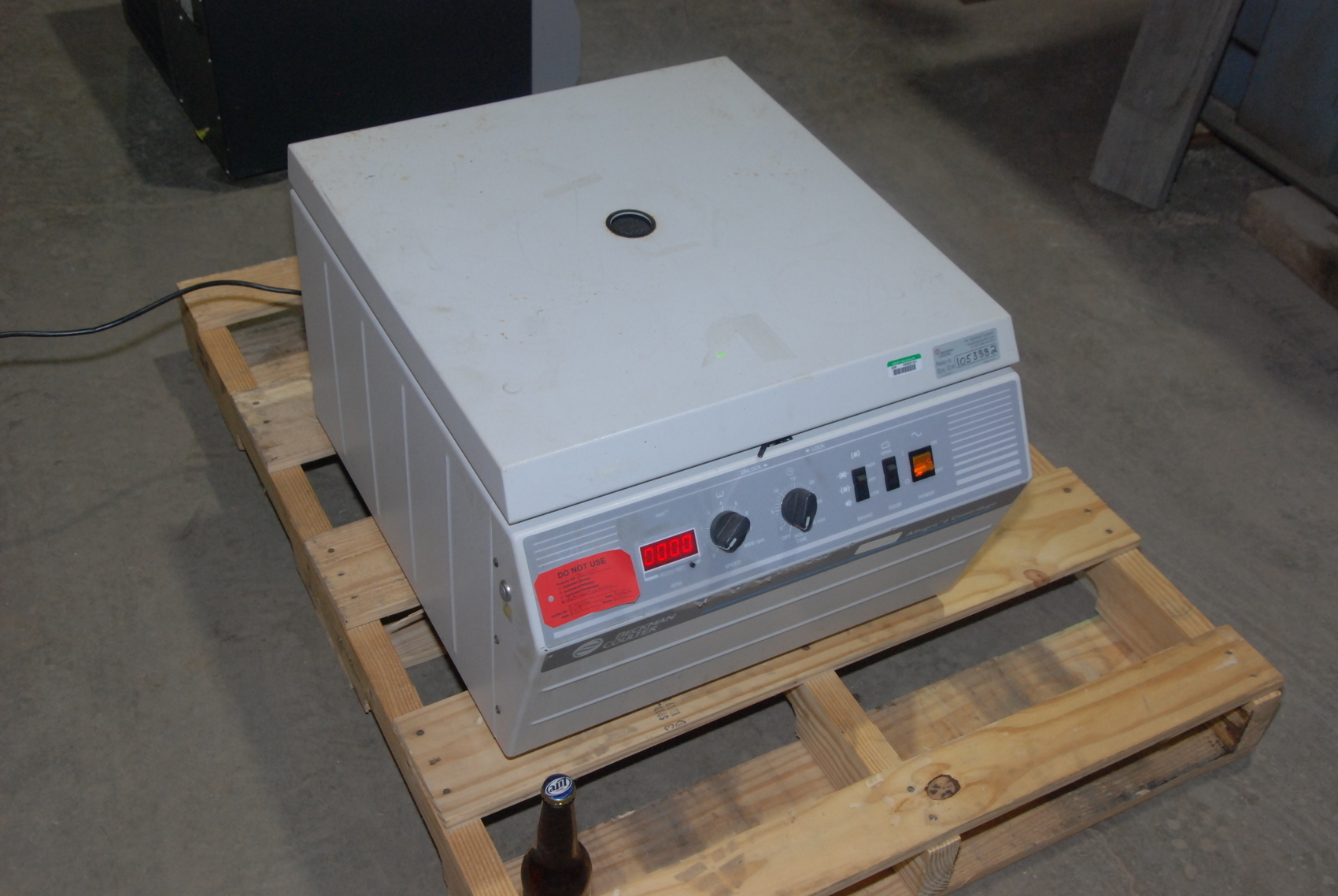 FOR PARTS Beckman Coulter Allegra 6 Benchtop Centrifuge