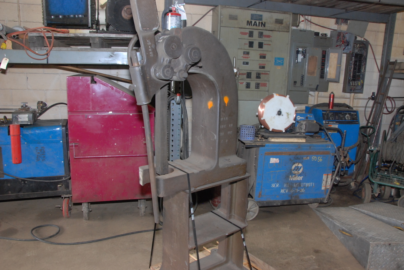 FAMCO 4C ARBOR PRESS INDUSTRIAL MACHINE cO KENOSHA WIS USA