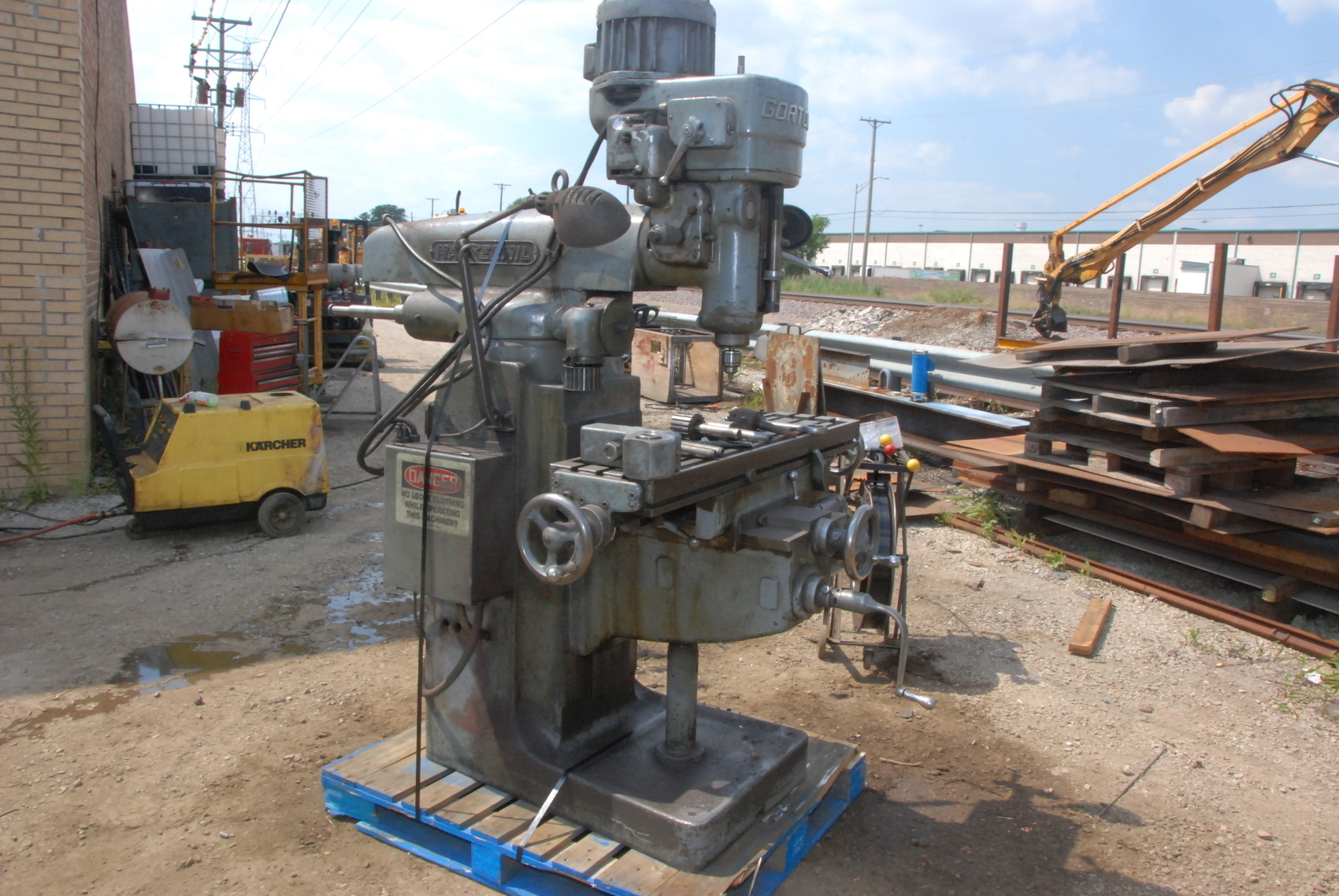 Gorton Vertical Milling Machine I-22 Mastermill horizontal Bridgeport