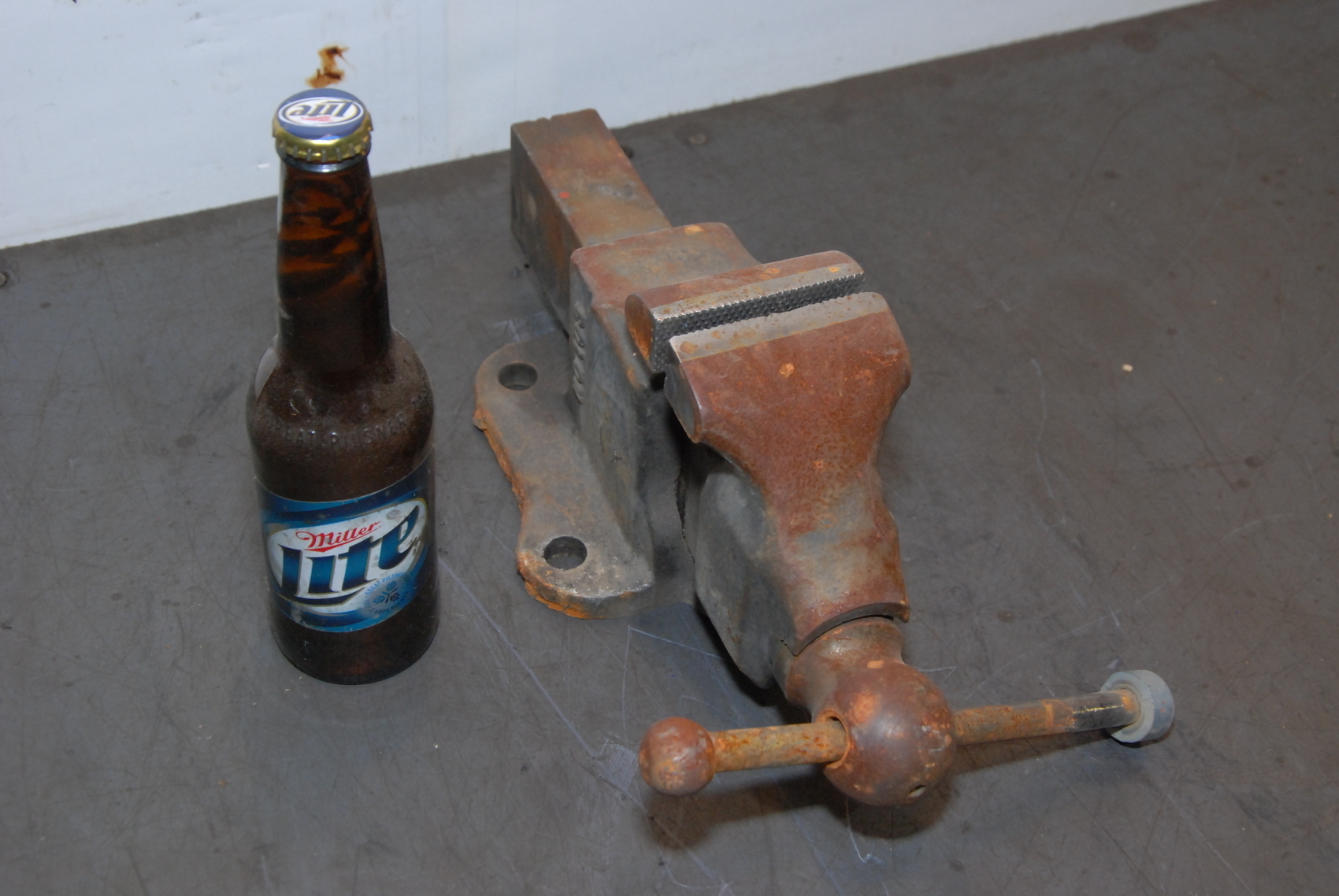 Small 3 inch vise!Vintage Reed Mfg Co.No.103 Bench Vise