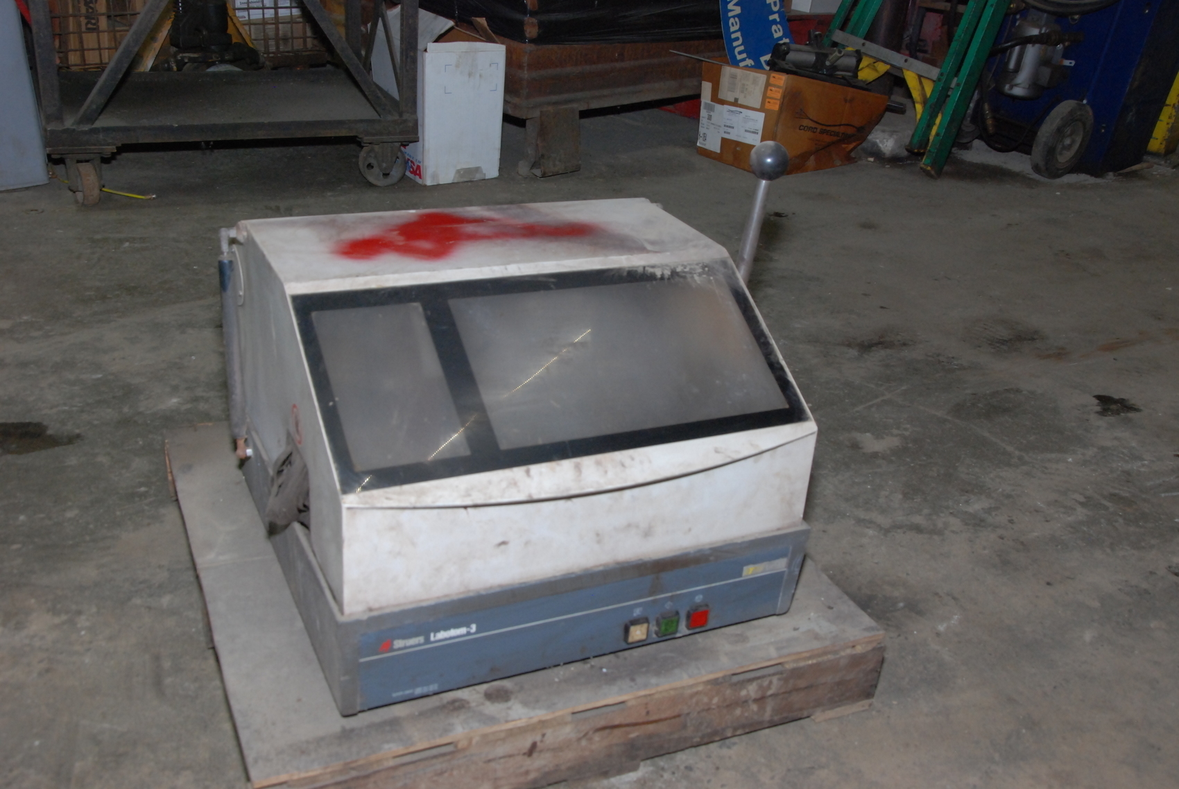 Struers Labotom-3 Abrasive Cut off Saw