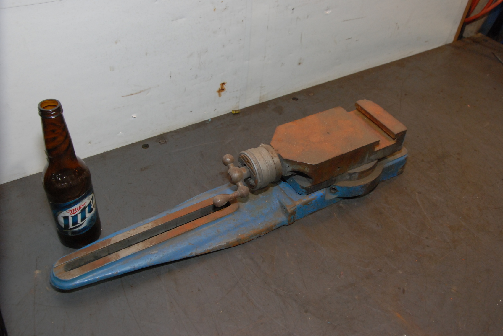 TAPER ATTACHMENT SOUTH BEND FOURTEEN lathe