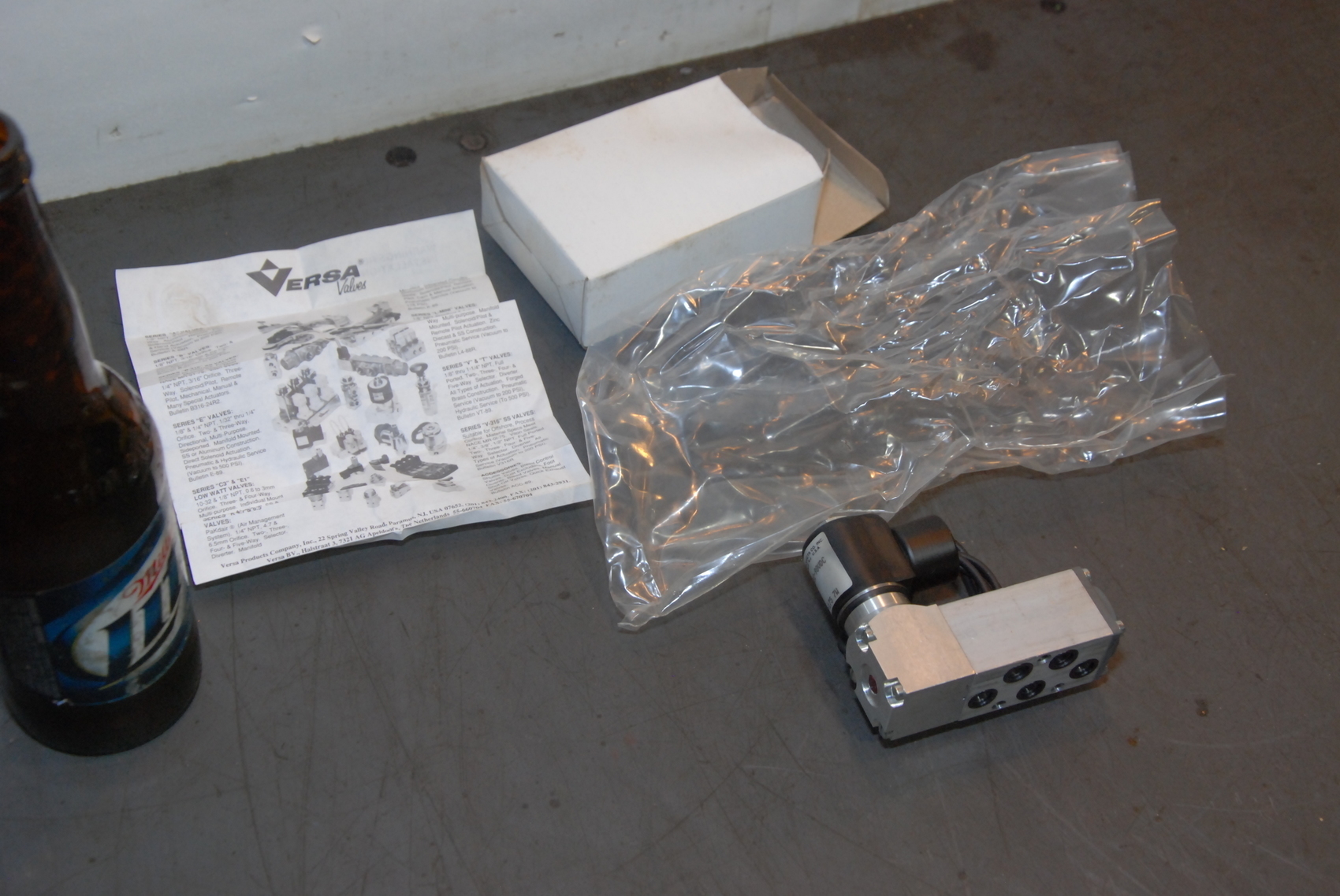 VERSA SOLENOID VALVE KSG-4332-90VDC