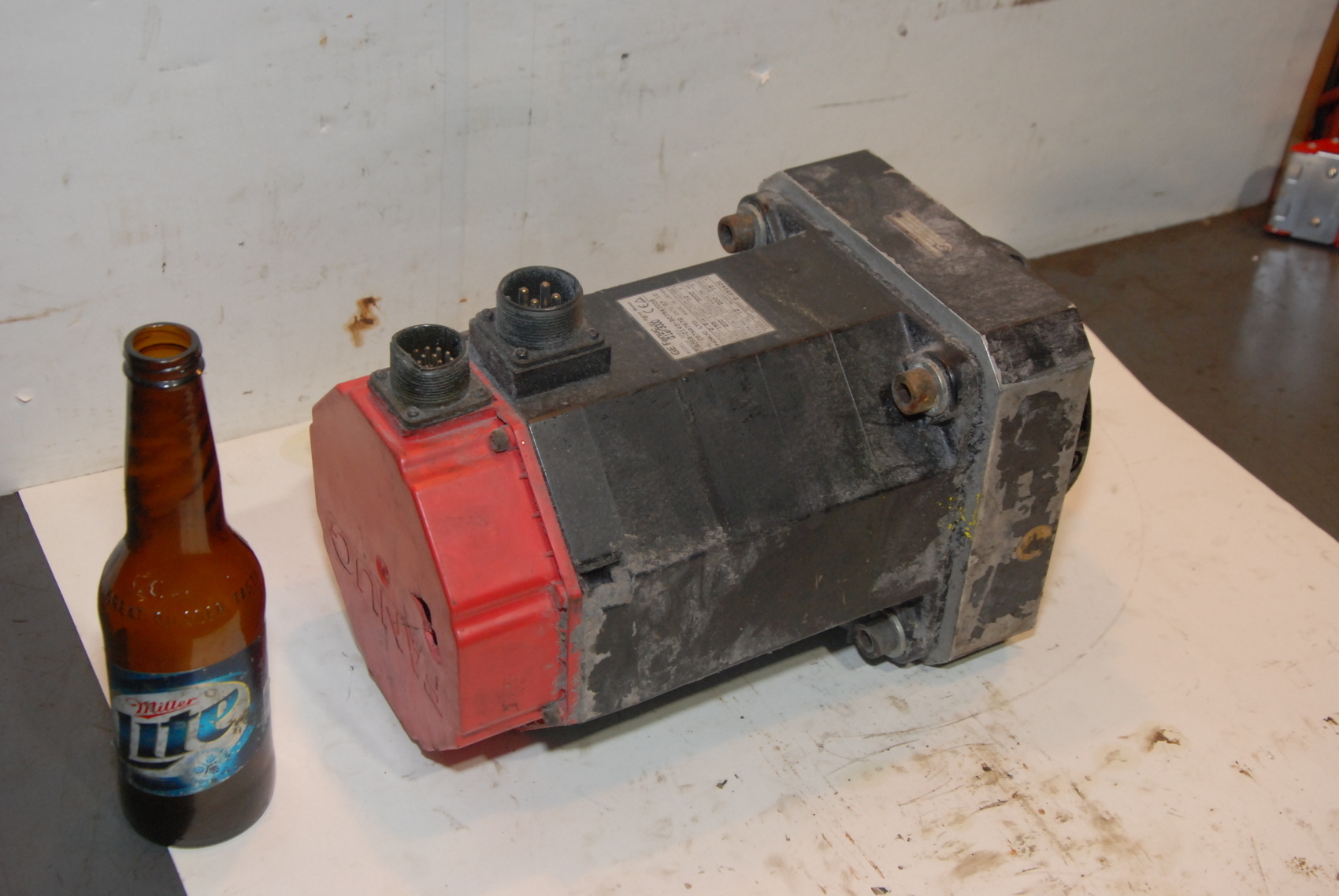 GE Fanuc A06B-0143-B075 AC Servo Motor