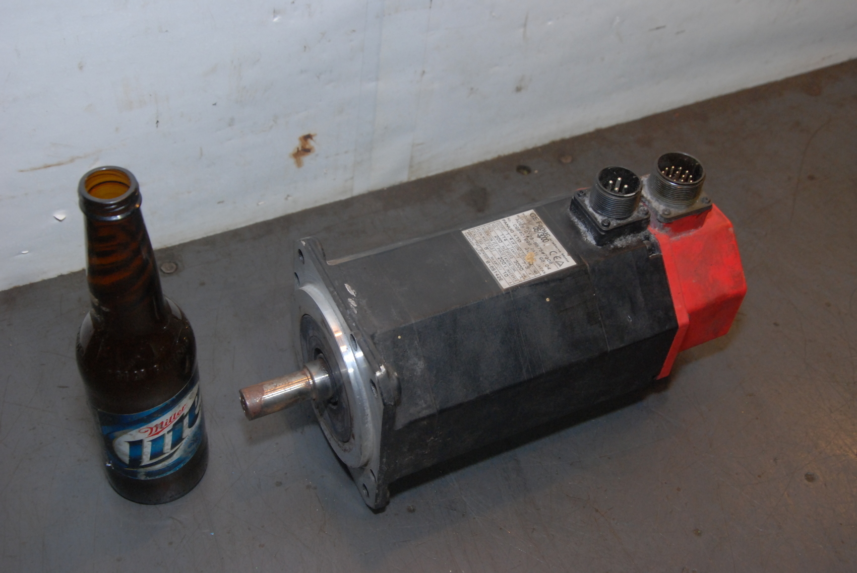 GE Fanuc A06B-0128-B575 AC Servo Motor