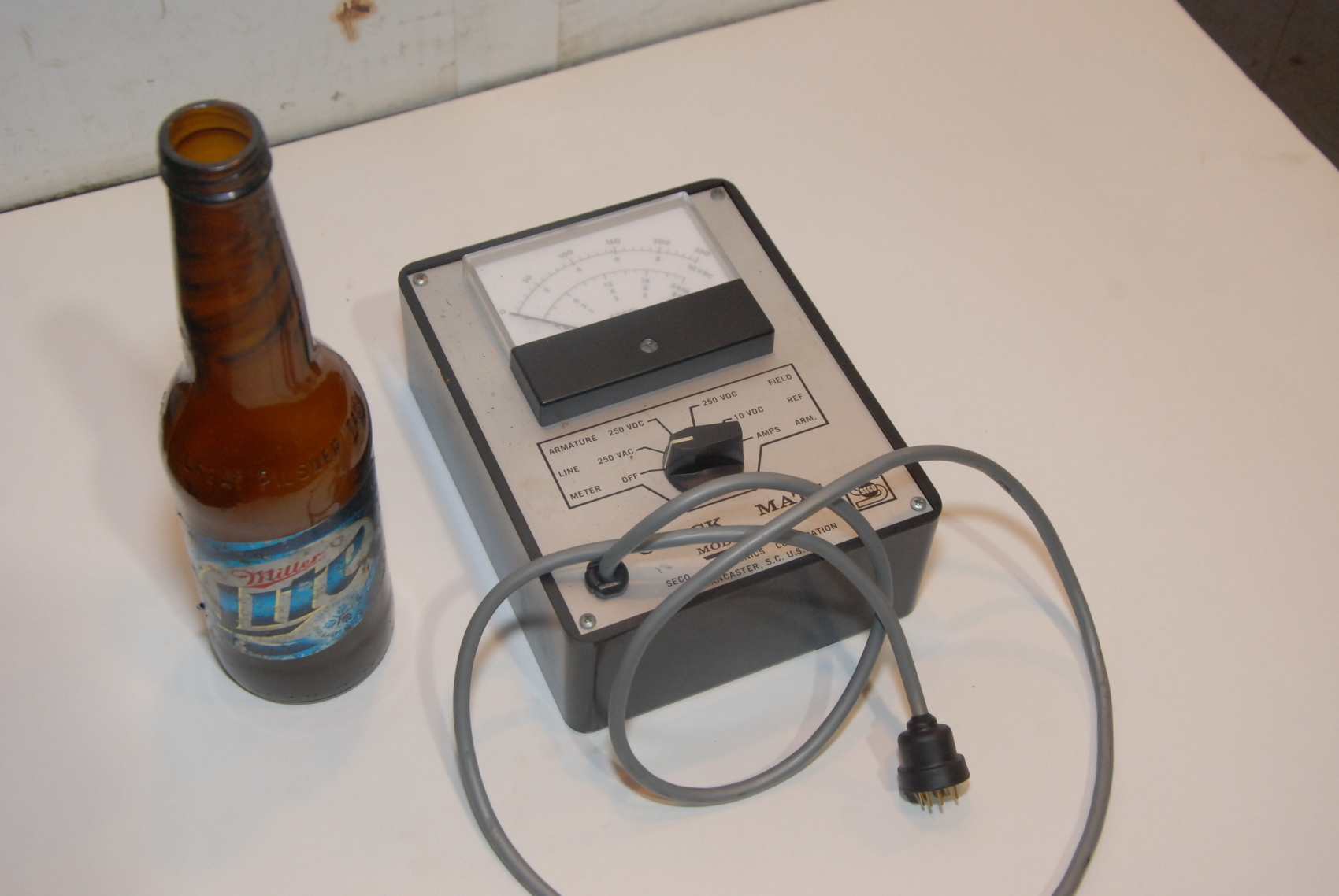 SECO MODEL 8700 CHECK MATE TEST METER