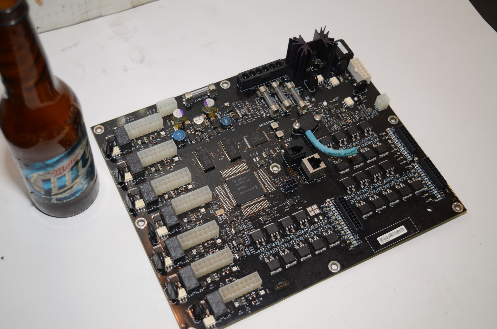 HP Q3660-80101 Board