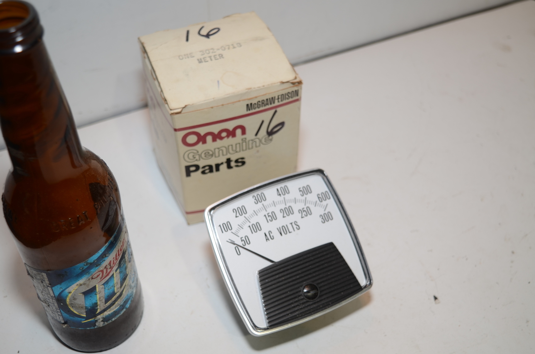 NEW!MILITARY SURPLUS ONAN GENUINE Meter 302-0718 0-300VAC