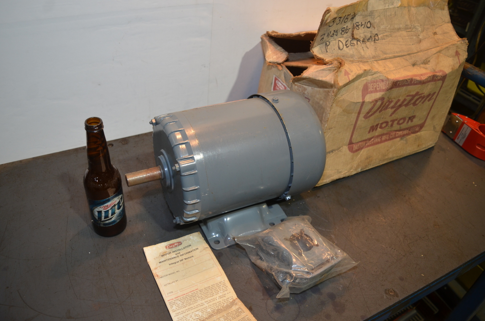 NEW!Dayton 2N933L 1 HP 1740 RPM 208-220/440V 3 Phase
