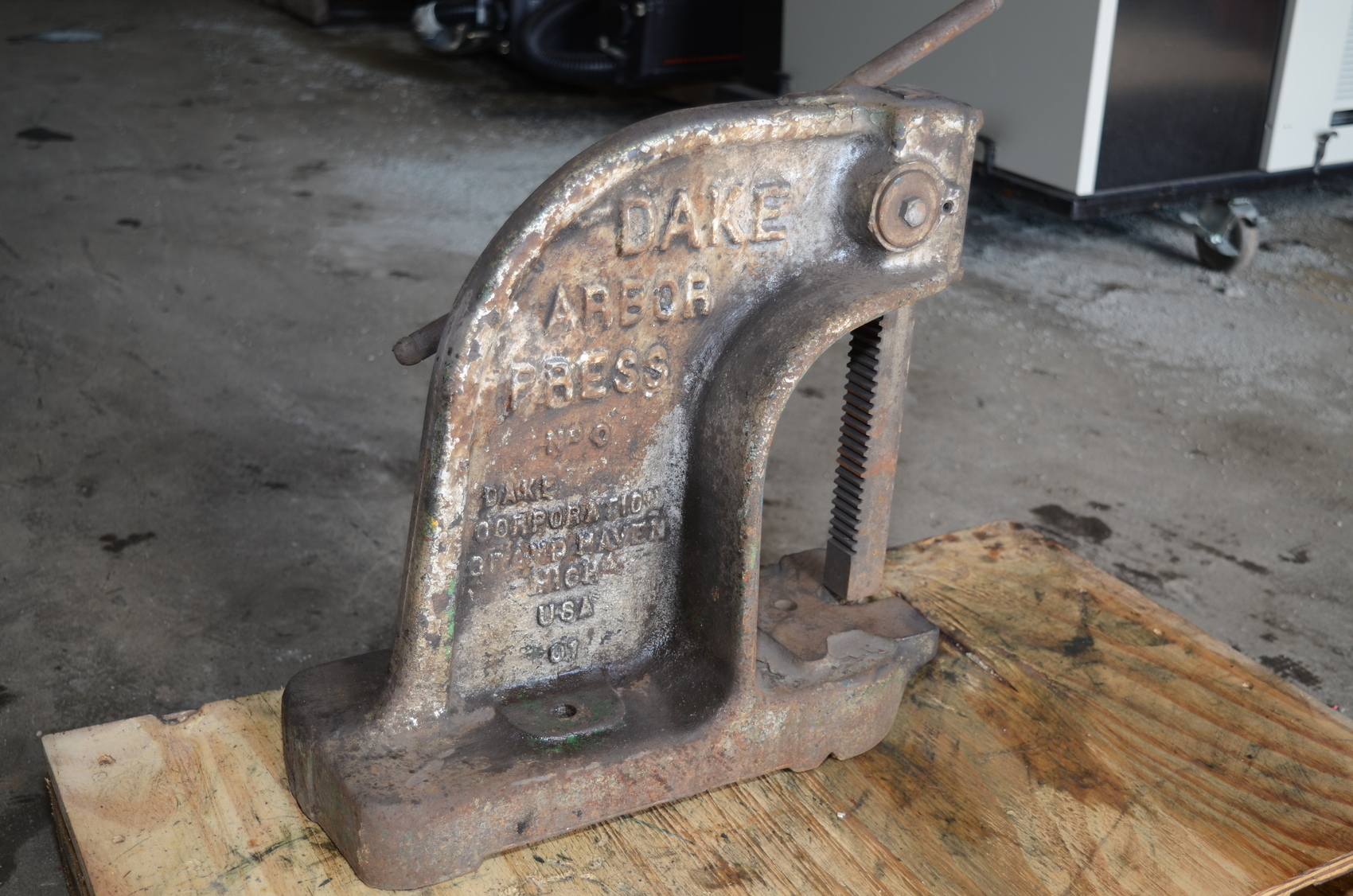 DAKE,ARBOR PRESS,NO.0,11/2 TON