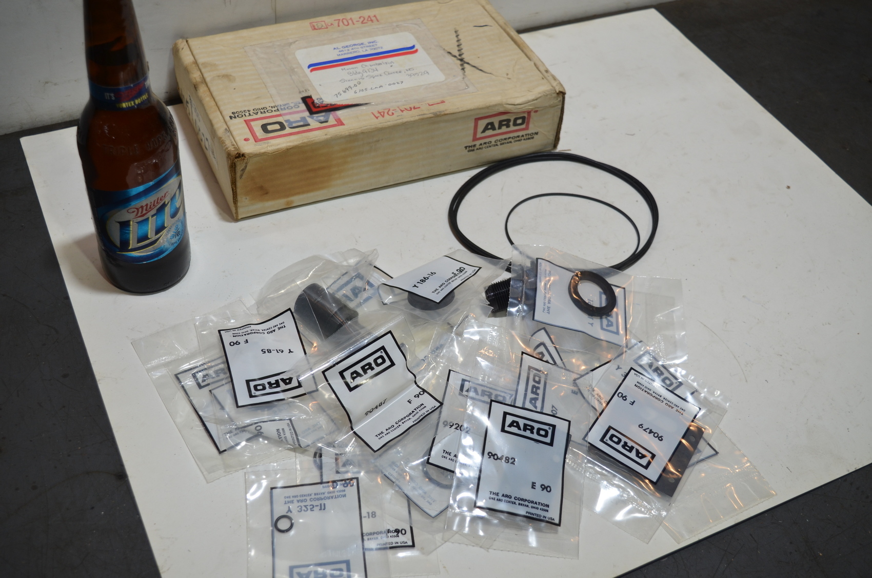 NEW!ARO Pneumatic Seal Kit Assortment-OEM Seals O-Rings