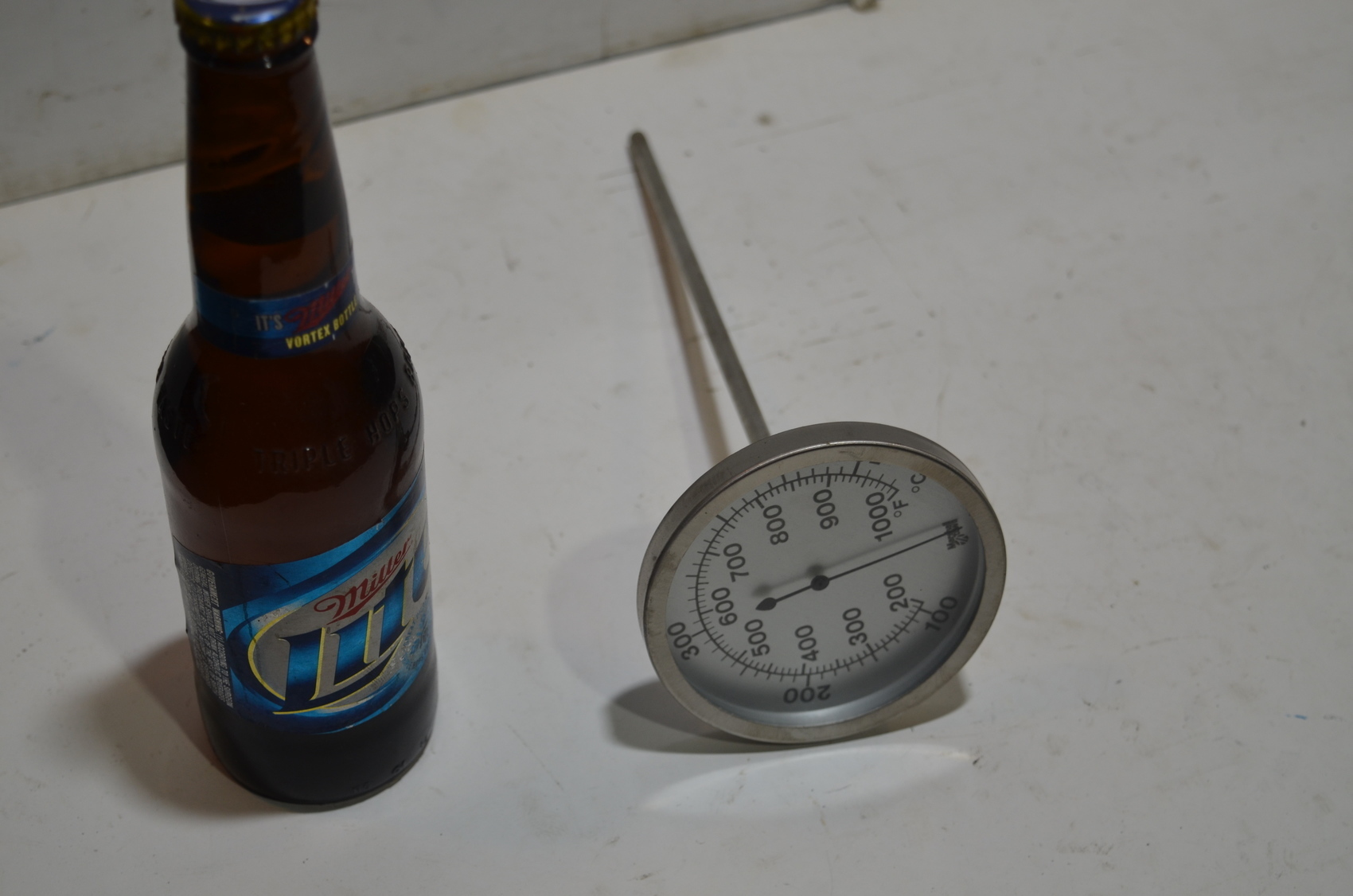 Industrial Dial Thermometer 0-1000F w/Probe