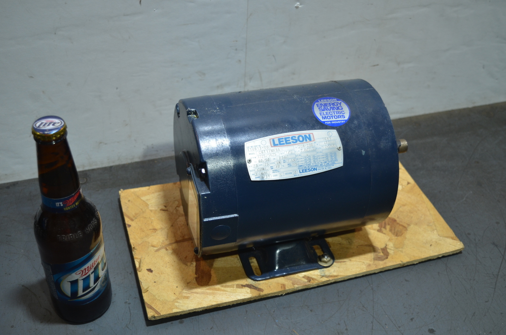 Leeson Electric Motor Model C6T17NK9A,1/2 HP 1725/1425 RPM 3 Phase