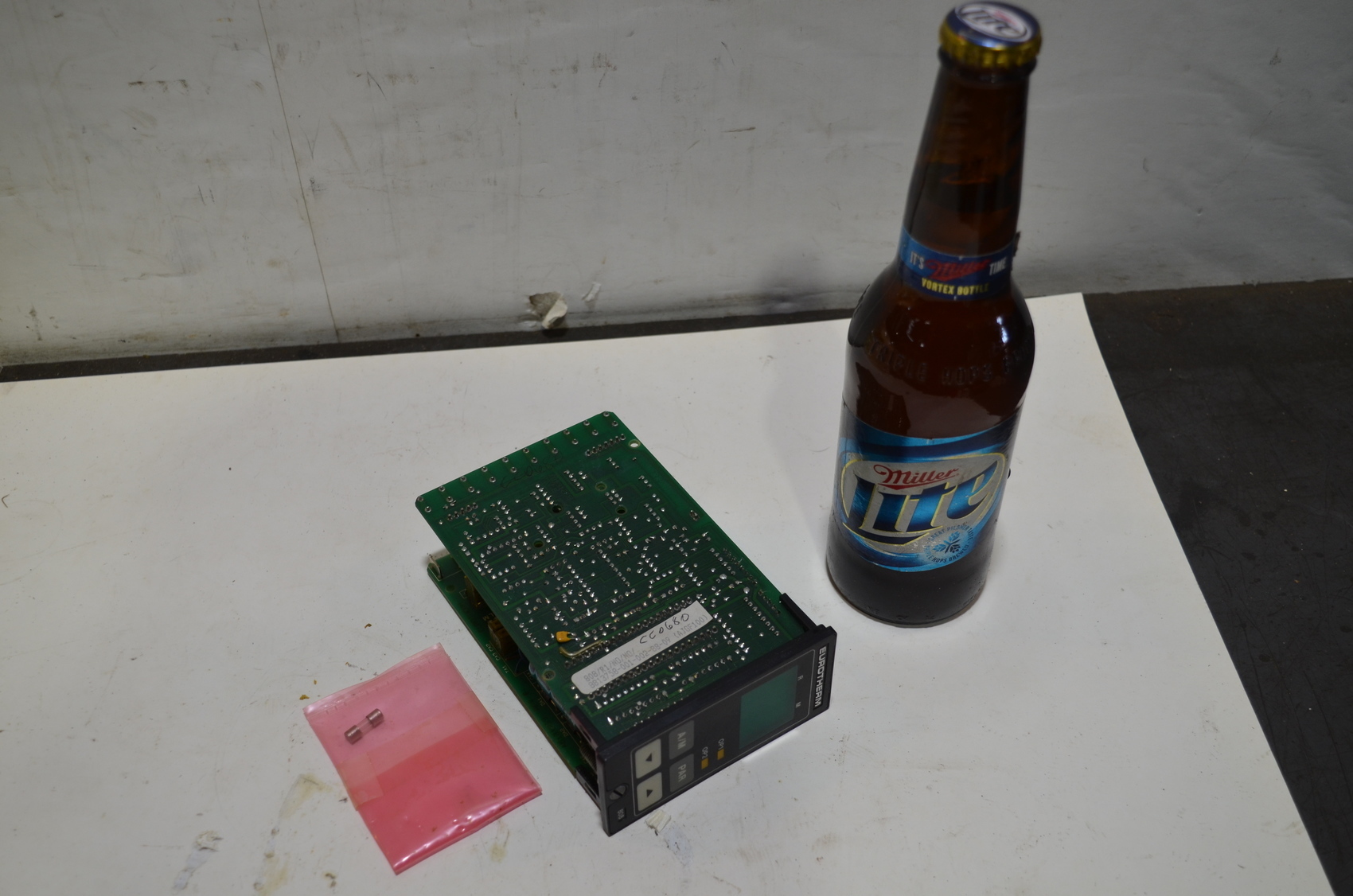 EUROTHERM AD131268 AD131269 TEMPERATURE CONTROLLER