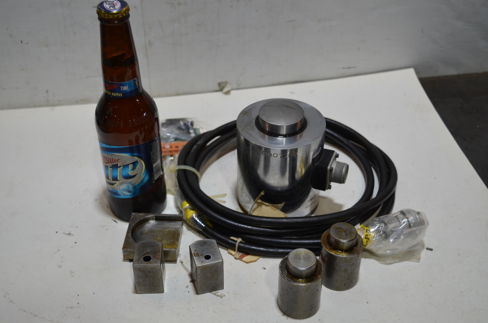 Strainsense SS103C Canister Load Cell 12 KIP(12,000 lbs)w/Cable