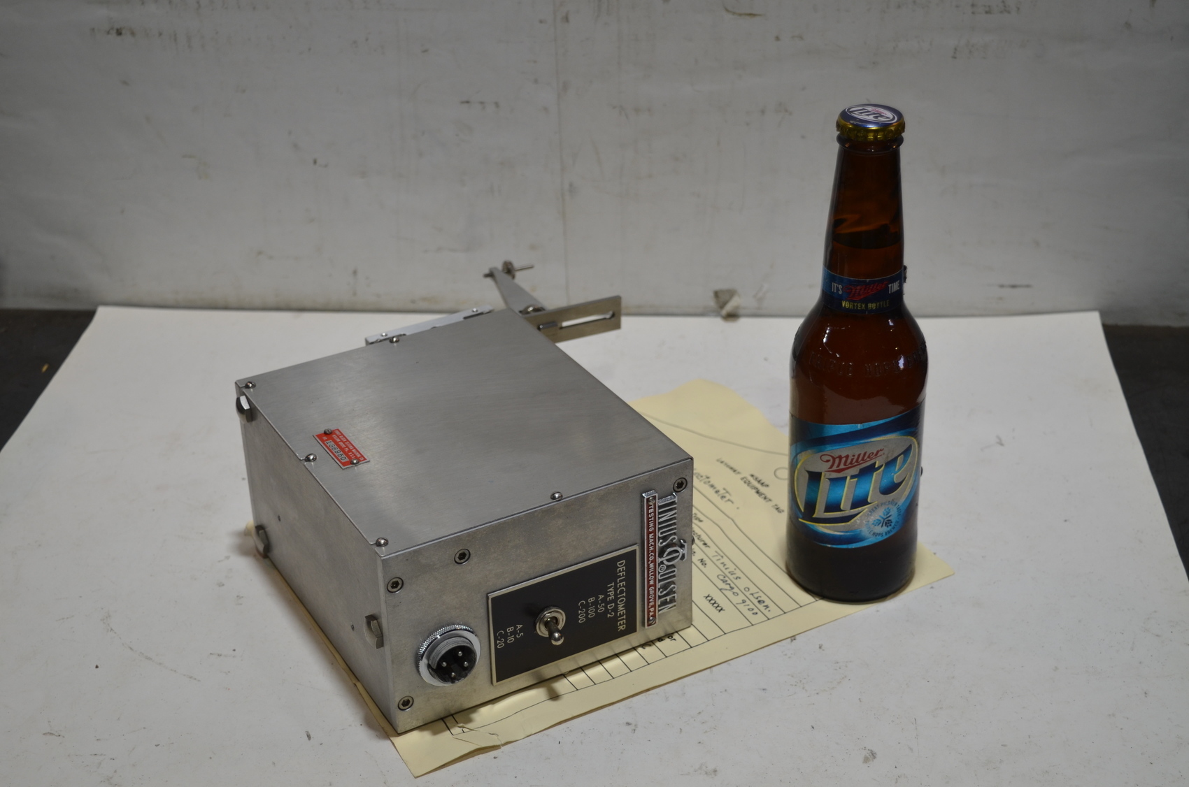 Testing Machine Equipment TINIUS OLSEN Deflectometer Type D2