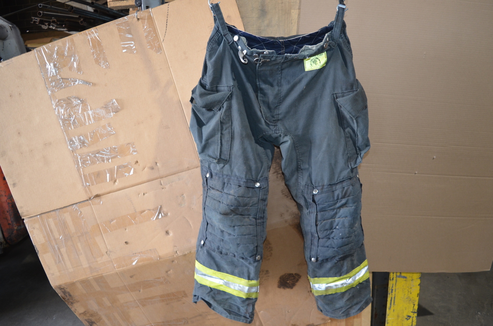 FIREFIGHTER PANTS WAIST 38,Inseam 32