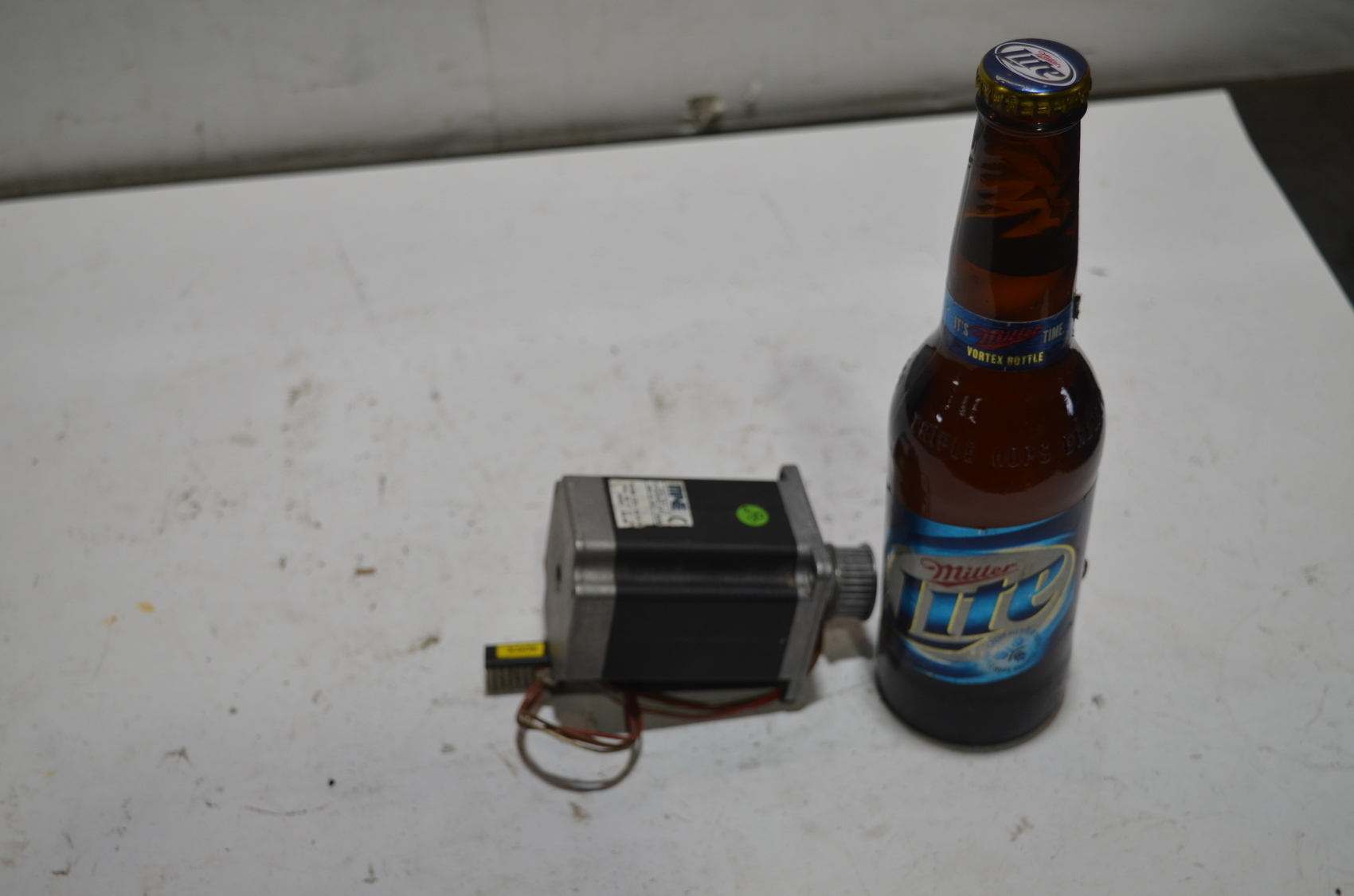 MAE HS200 2231 0210 AX Motor