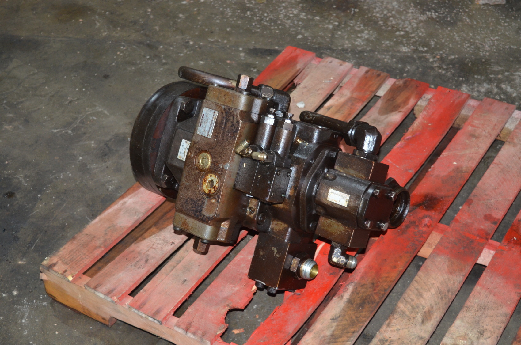 Brueninghaus Rexroth AA4VS0125-SO-43/1PF2G3-30 Variable Piston Pump