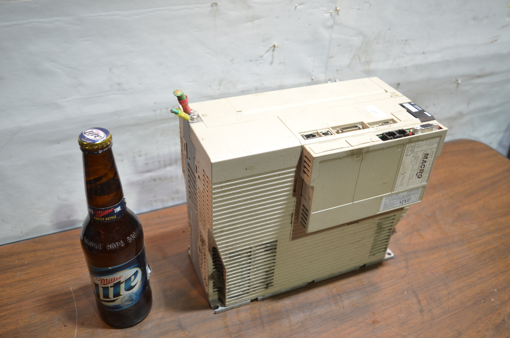 Yaskawa SERVOPACK SGDV-330AE1A servo drive