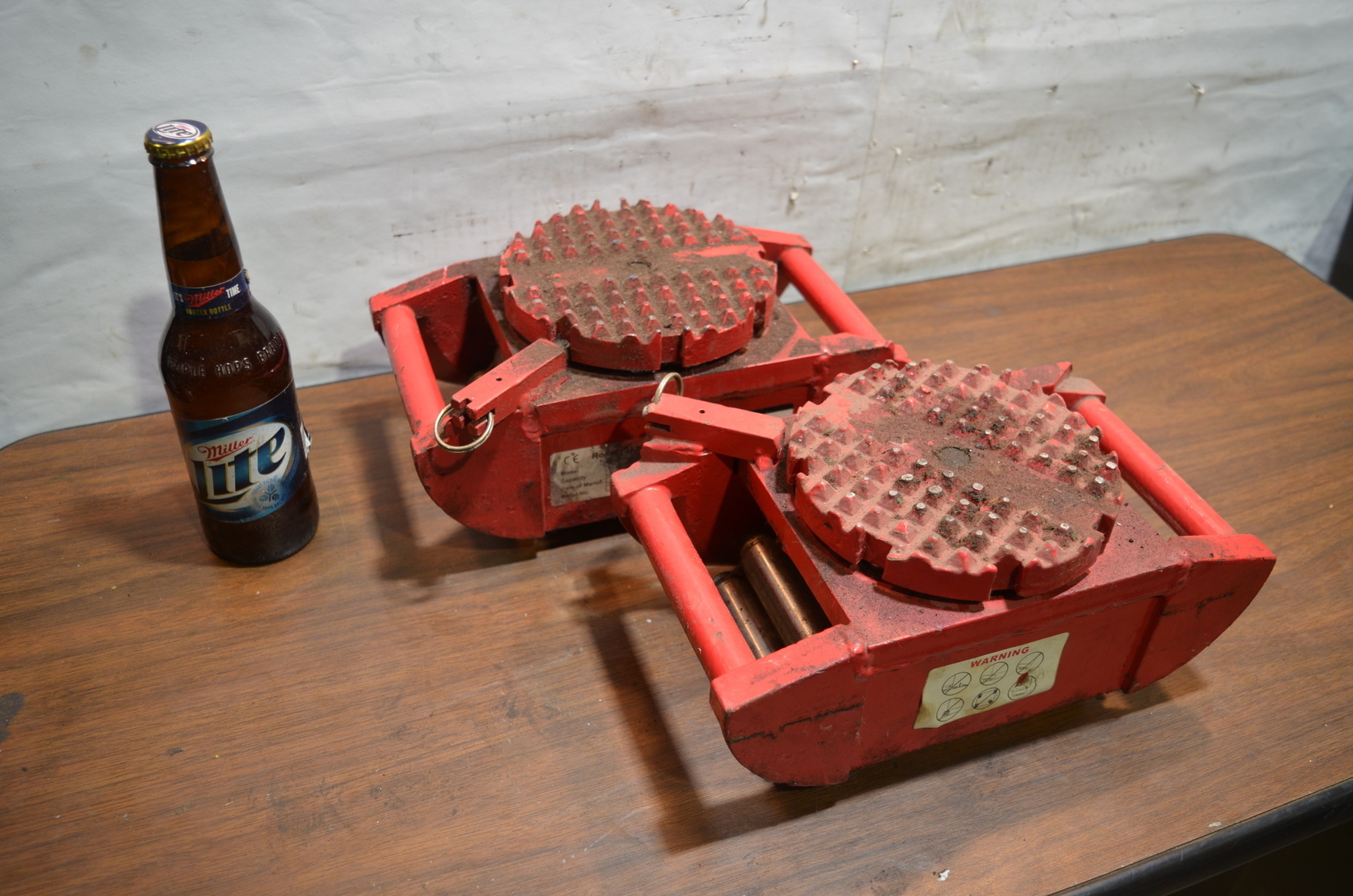 Lot of 2 DAYTON Roller Machinery Skates Model SVD10,21D022,15000 lbs