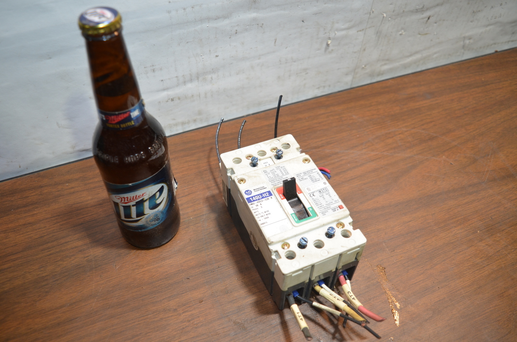Allen-Bradley 140U-H2C3-C20A Molded Case Circuit Breaker