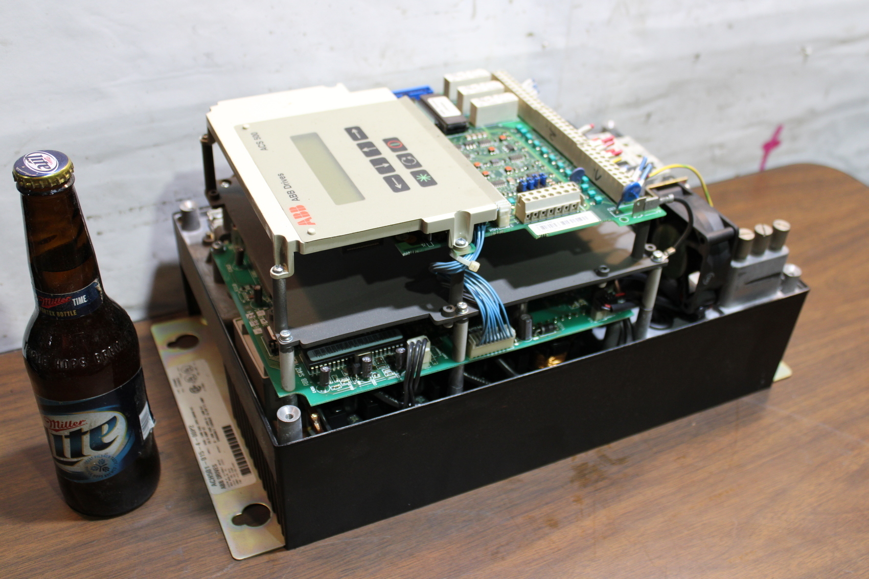 ABB ACH501-015-4-00P2 Variable AC Motor Drive