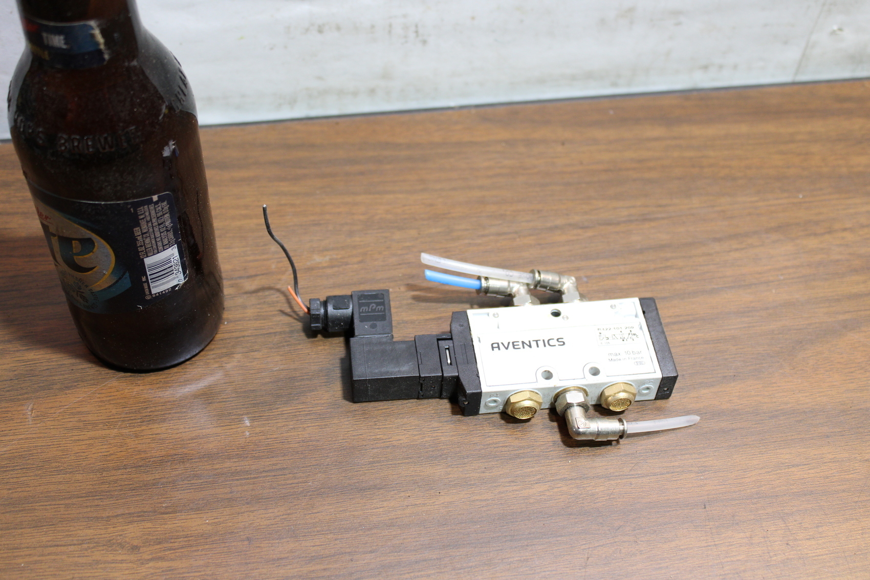 AVENTICS R422101209 10bar Pneumatic Valve