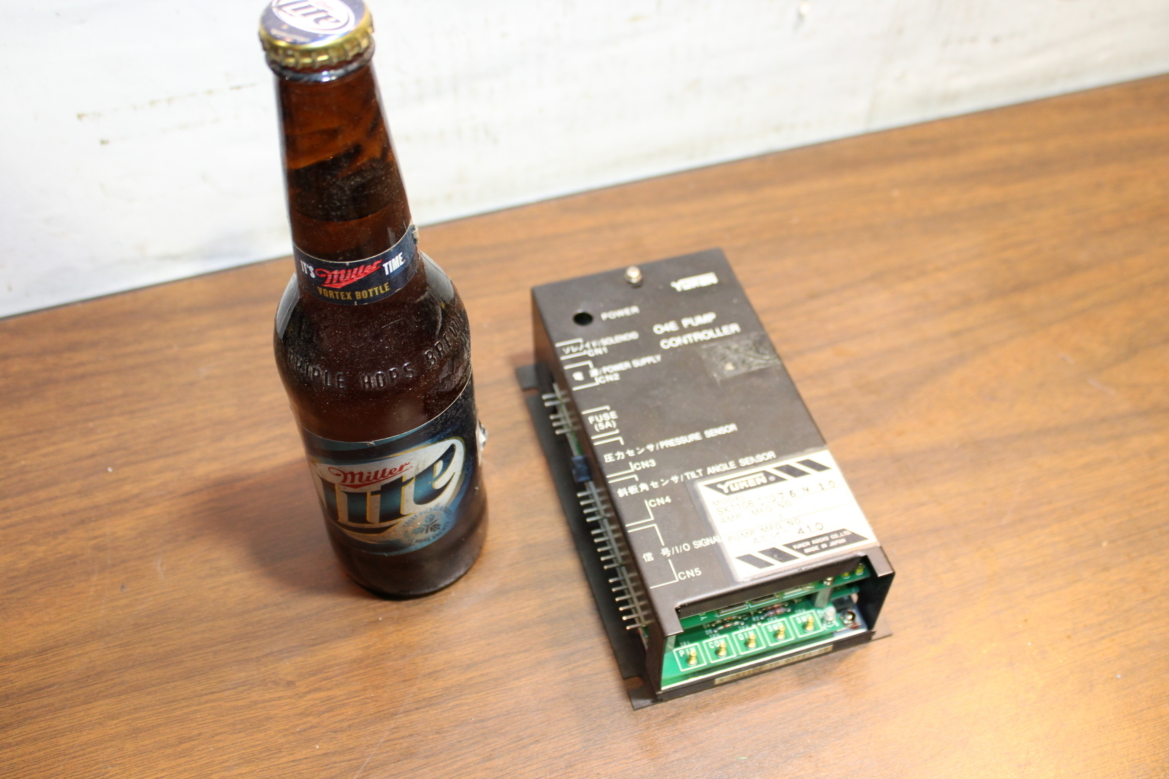 YUKEN SK1106-140-76-N-10 PUMP CONTROLLER