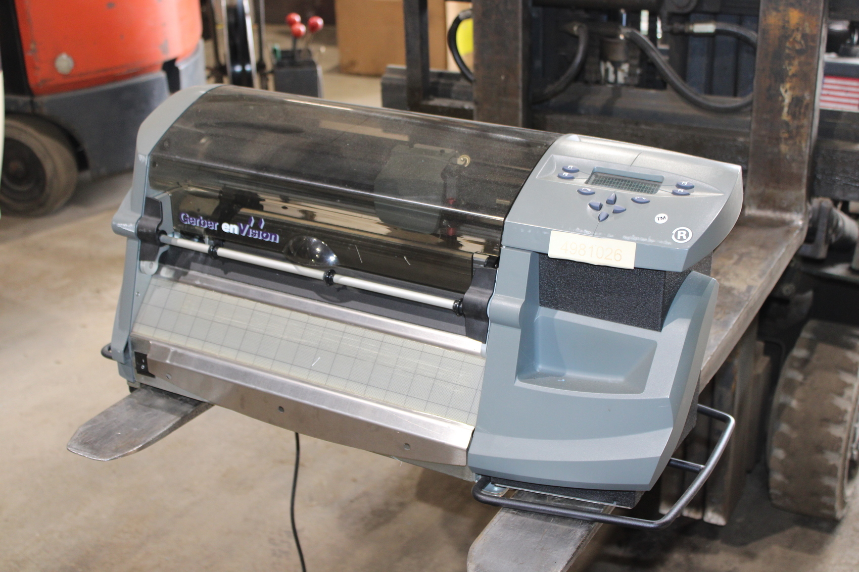 Gerber Envision 750 30"Vinyl Plotter