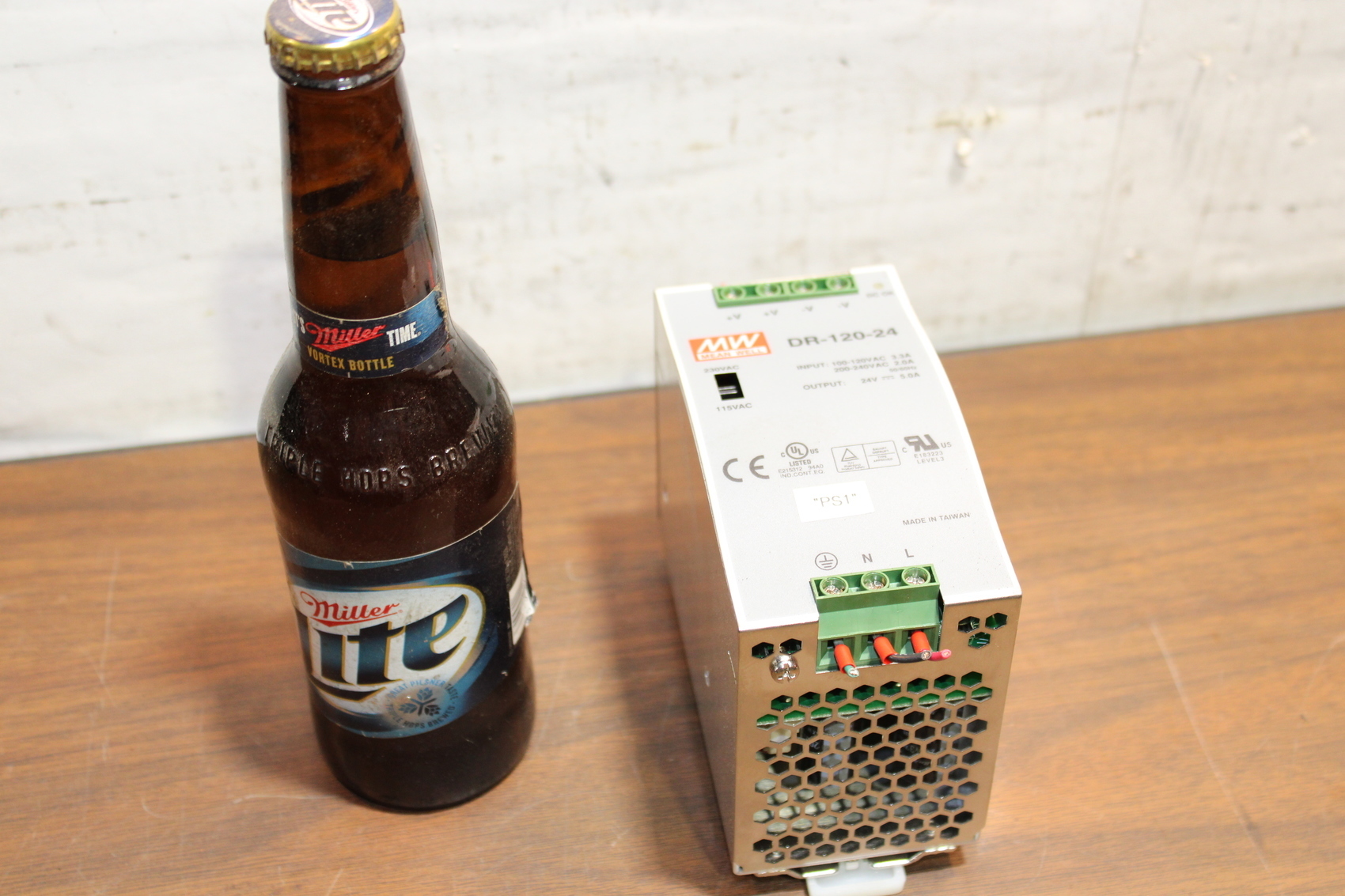 Mean Well DR-120-24 Power Supply 24vdc 5A