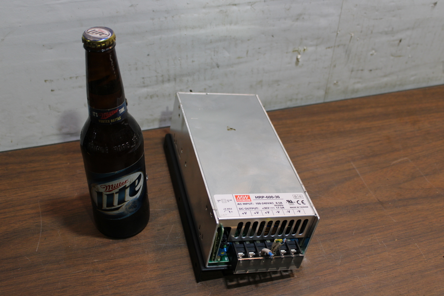 MW Mean Well HRPG-600-36 power supply 36 VDC 17.5A
