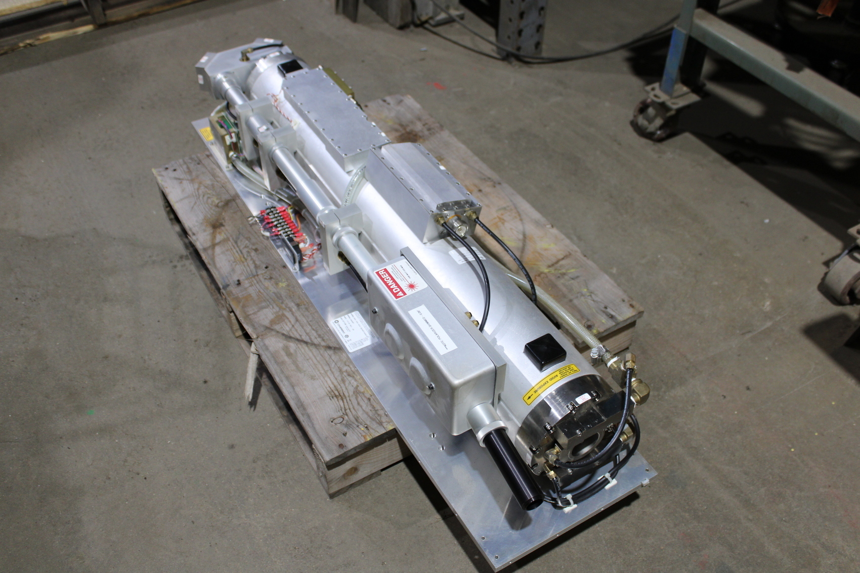 COHERENT P/N 0169-676-00 K500 CRTD TUBE LASER ASSY